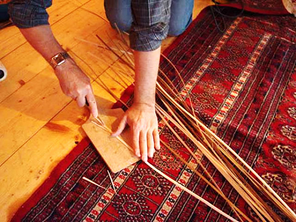 Treetalks Workshop Didgeridoo: The instrument is handcrafted